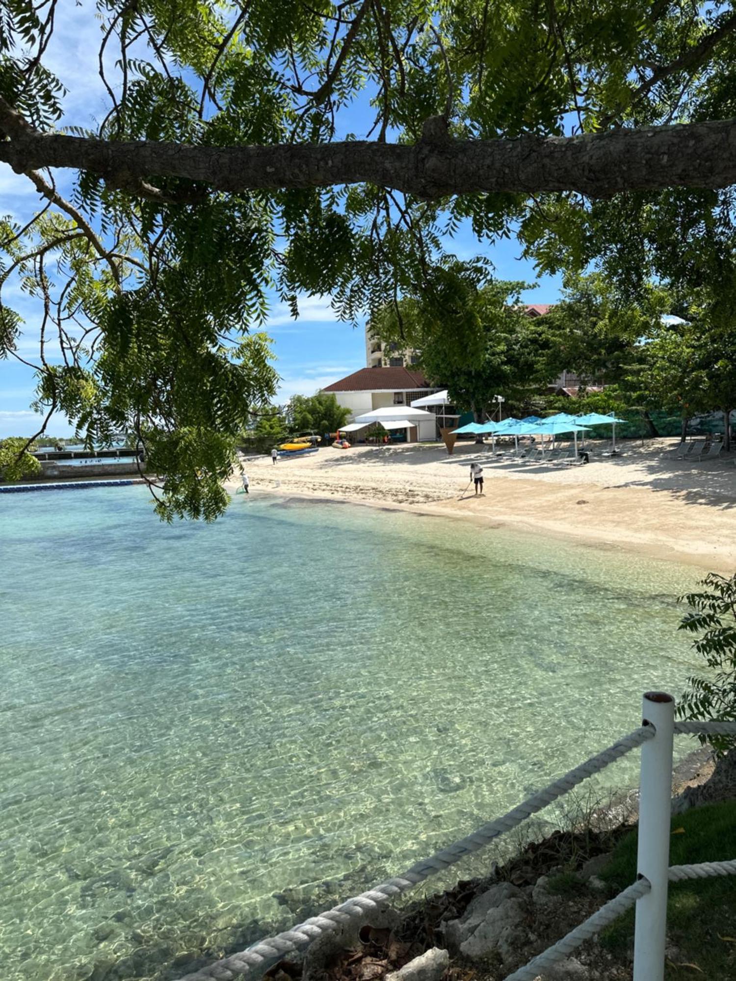 14Dc Tambuli Seaside Living Lägenhet Lapu-Lapu City Exteriör bild